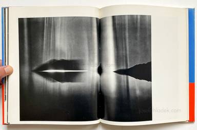 Sample page 10 for book  Noriaki Yokosuka – Shafts (横須賀功光 | 射 映像の現代9)